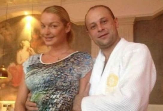 Волочкова спонсирует психа, который был её любовником