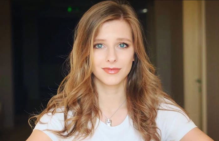 Арзамасова не довольна повышенным вниманием к её роману с Авербухом